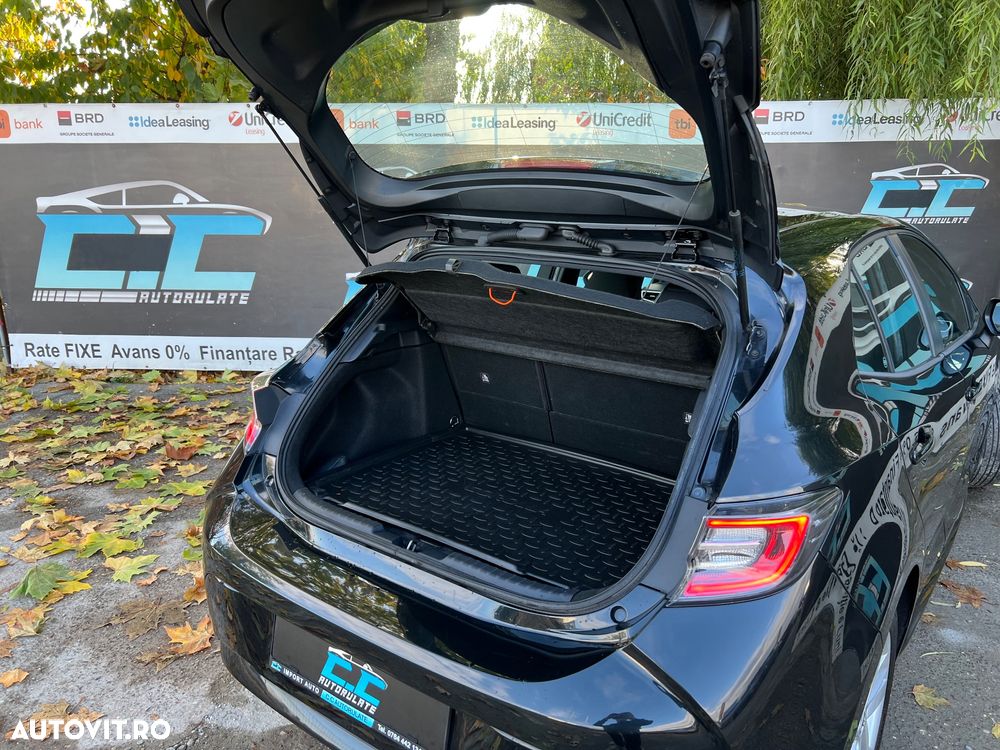 Toyota Corolla 1.8 HSD Dynamic - 23