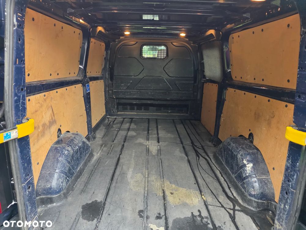 Ford Transit Custom - 21