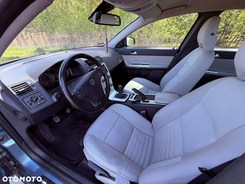 Volvo S40 - 16