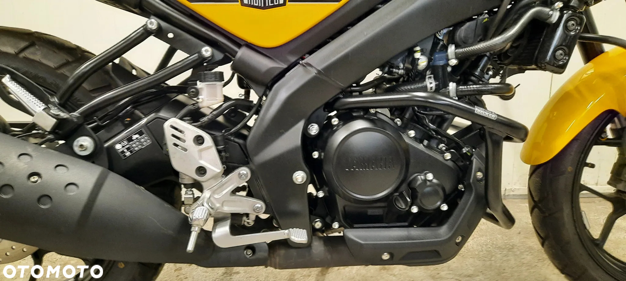 Yamaha XSR - 3