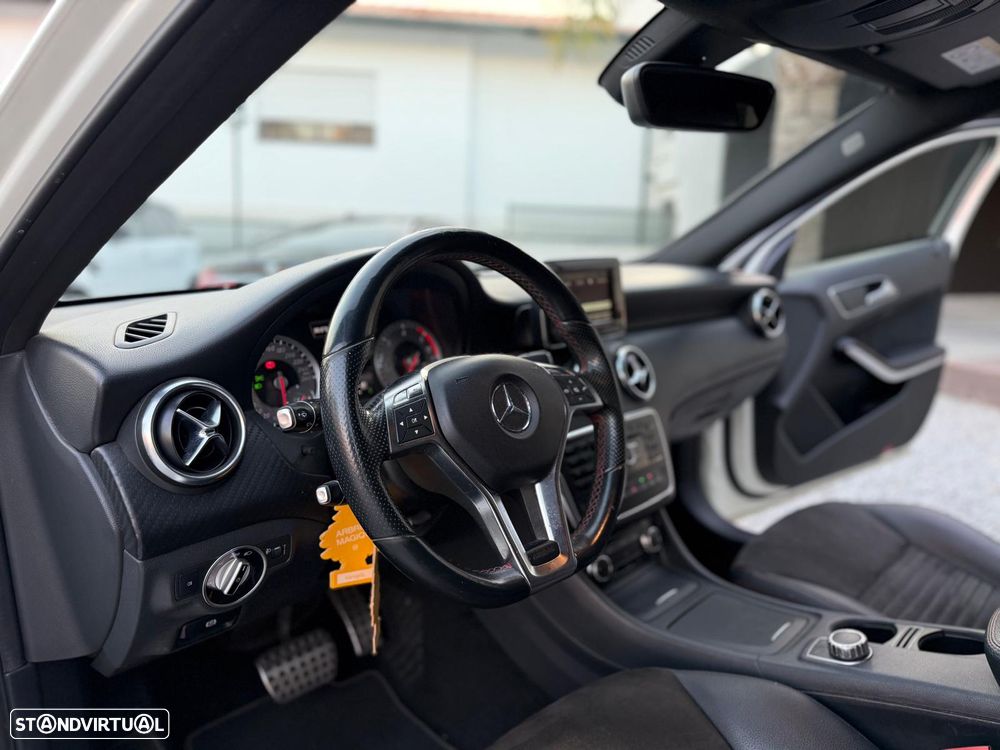 Mercedes-Benz A 180 CDI 7G-DCT AMG Line - 12