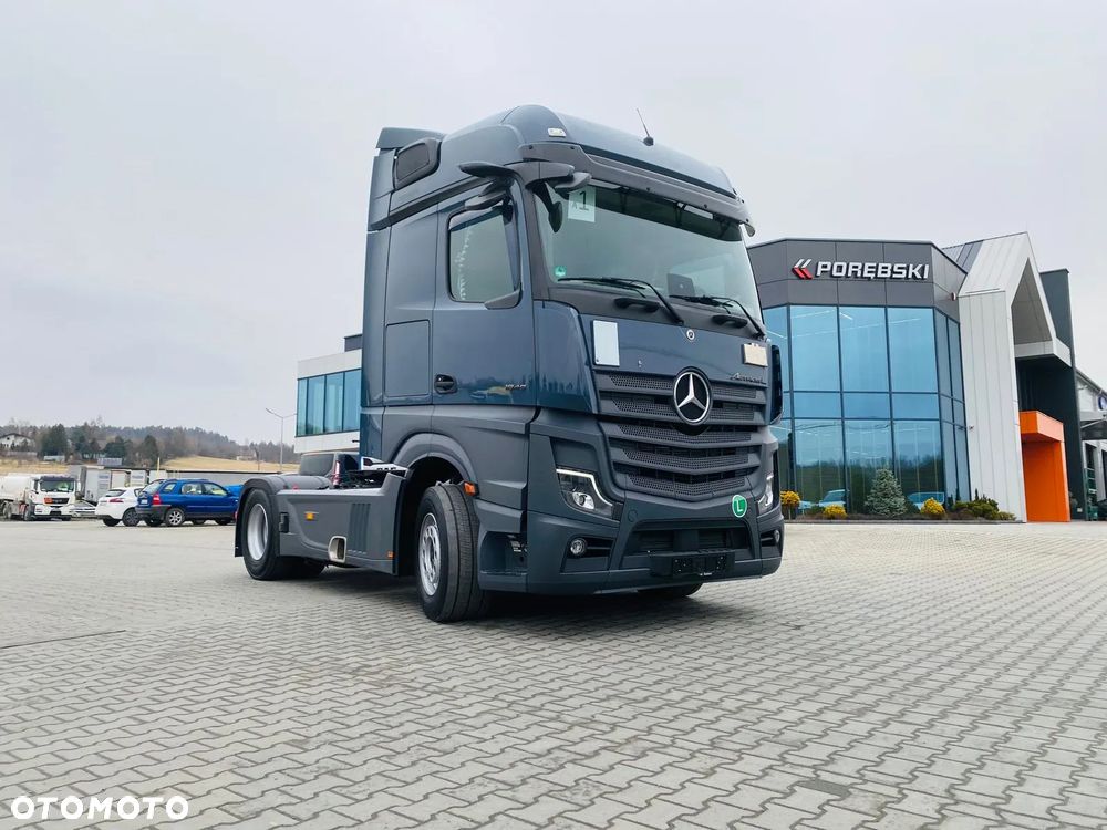 Mercedes-Benz Actros 1845 Retarder Bogato Wyposażony Niemcy niski Przebieg - 1