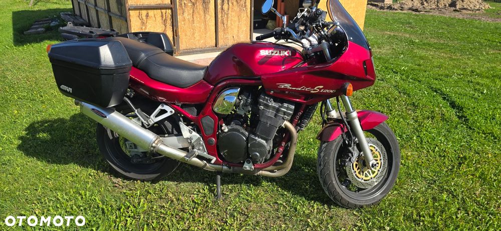 Suzuki Bandit - 3