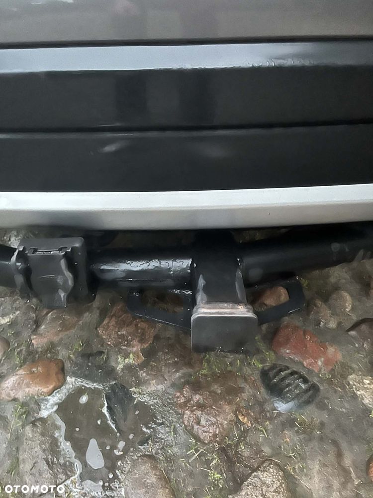 Mitsubishi Outlander - 10