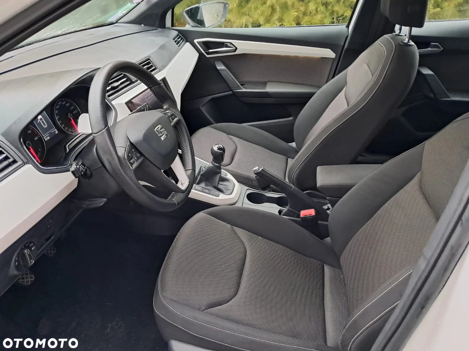 Seat Arona - 13