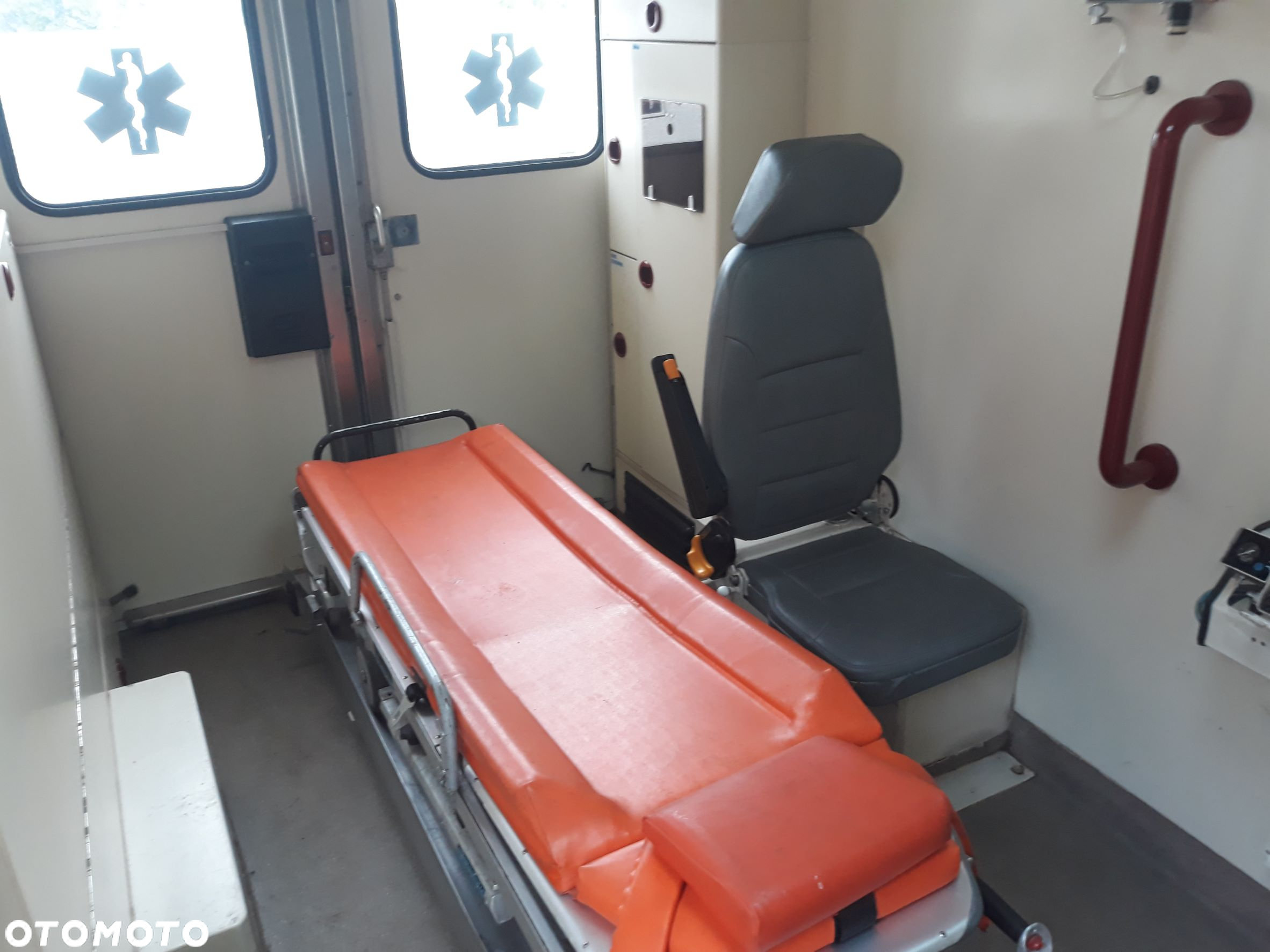 Mercedes-Benz Sprinter 312D AMBULANS - 7