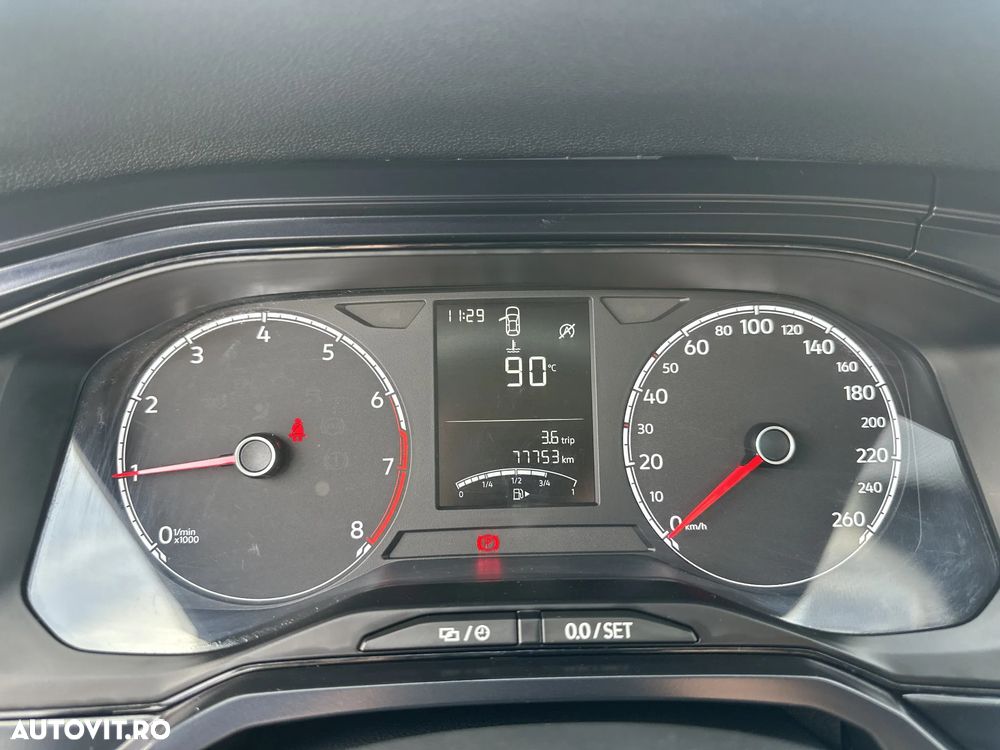 Volkswagen Polo - 10