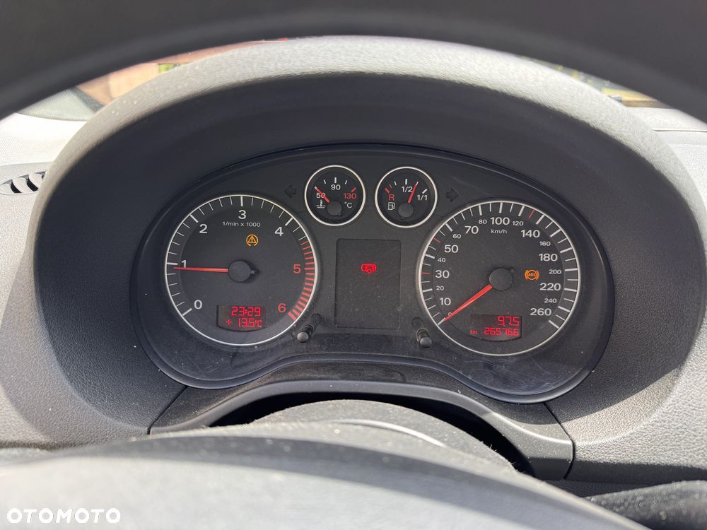 Audi A3 3-drzwiowe 1.9 TDI DPF Ambition - 14