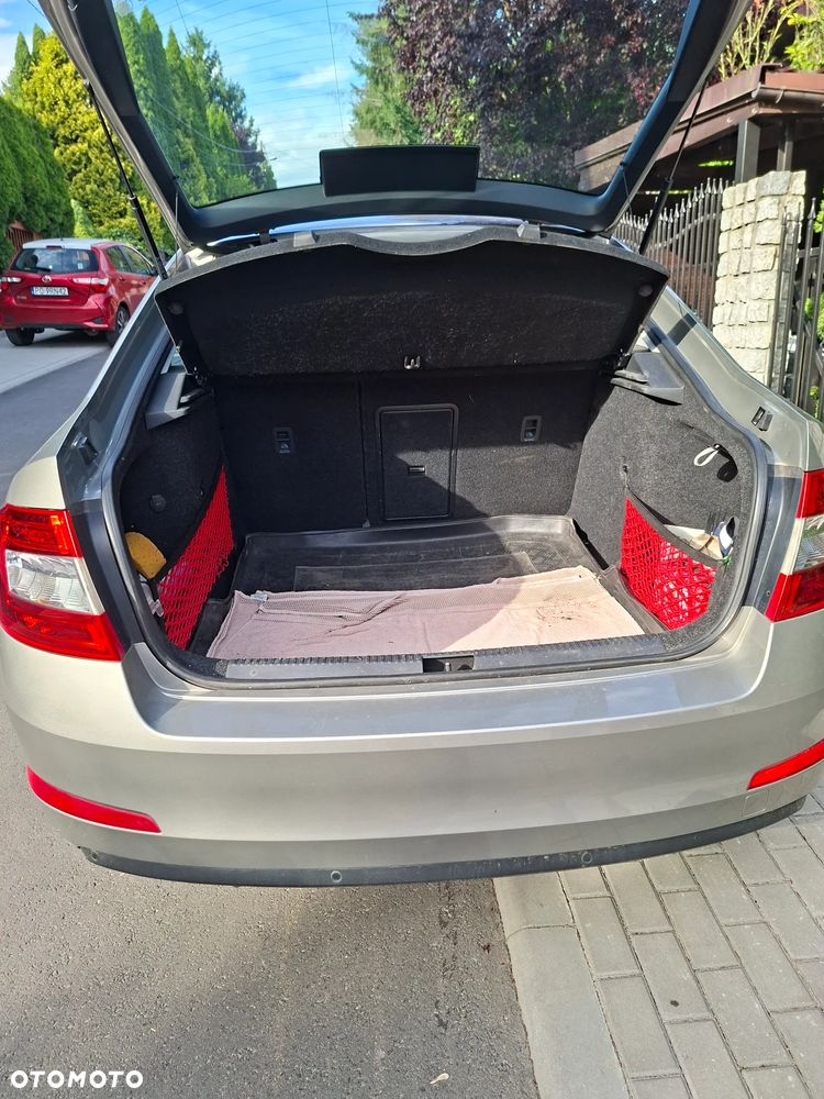 Skoda Octavia 1.6 TDI Ambition - 10