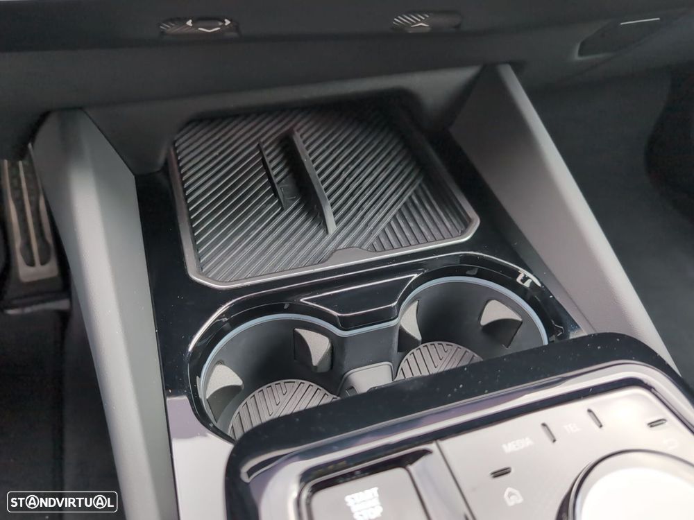 BMW 530 e Pack Desportivo M - 22