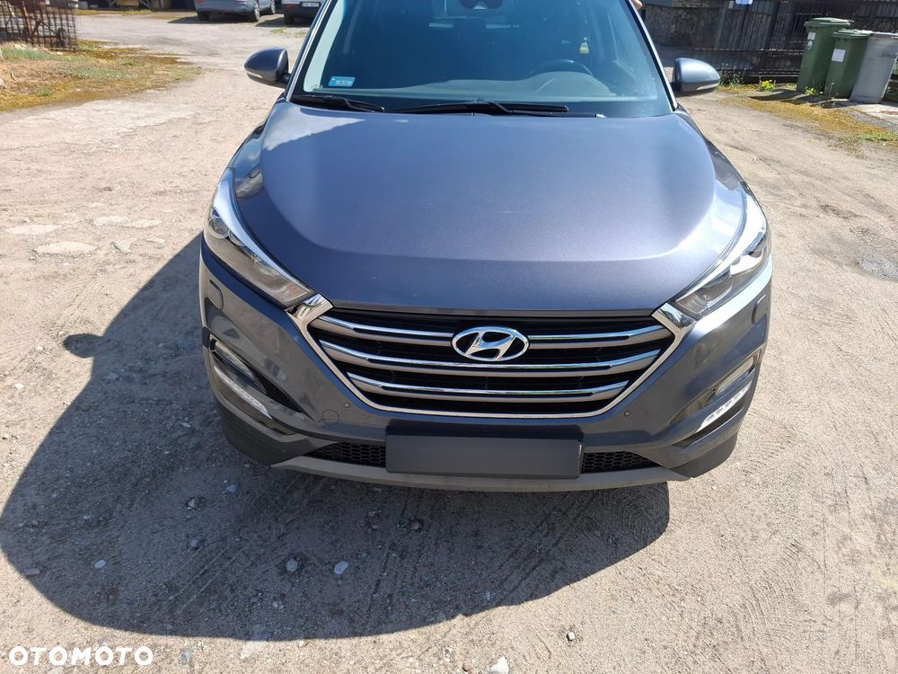 Hyundai Tucson 2.0 CRDI 4WD Automatik Style - 1