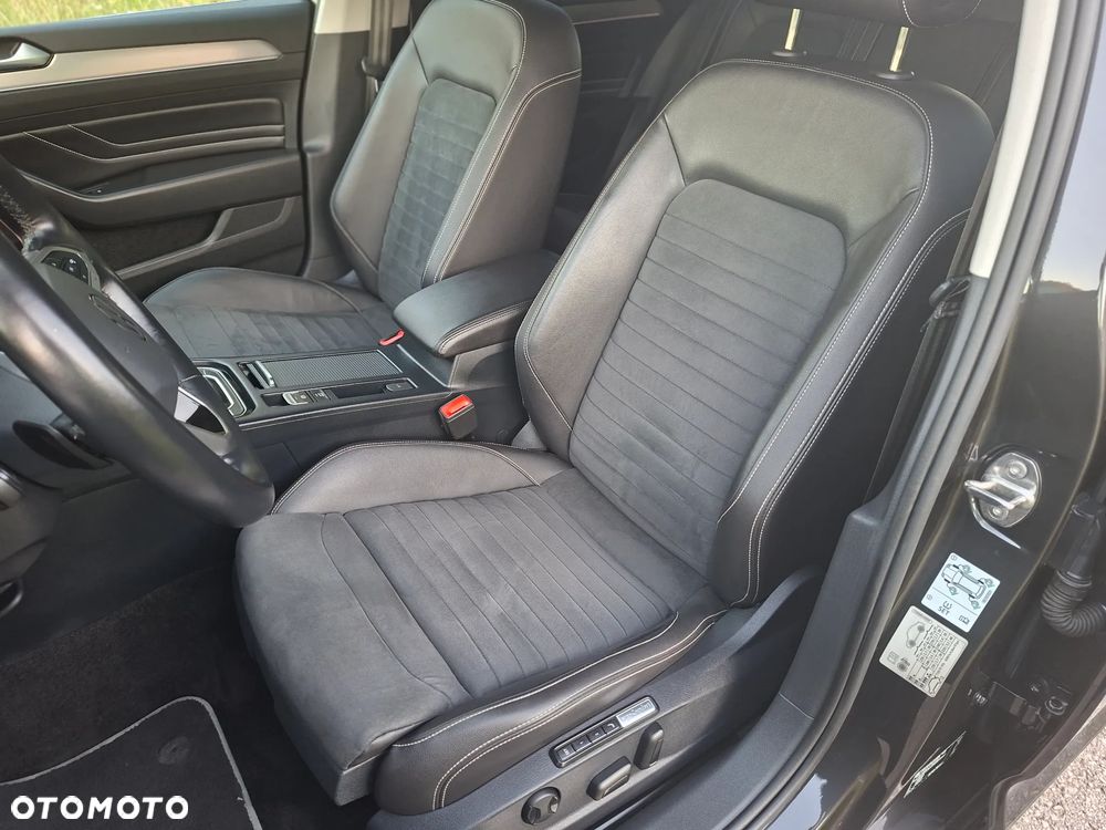 Volkswagen Passat 2.0 TDI Elegance DSG - 34