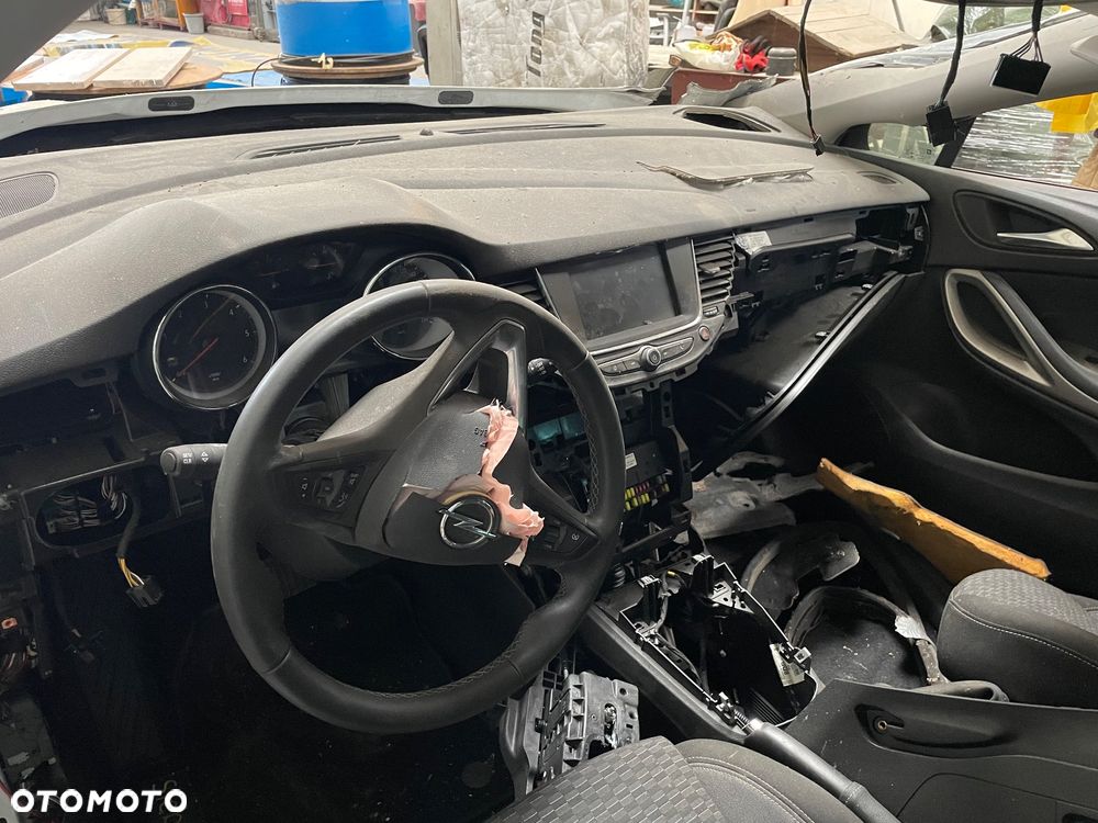 Opel Astra - 11