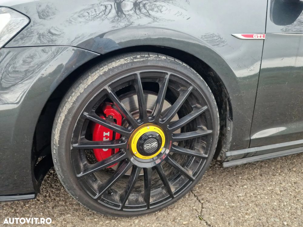 Volkswagen Golf GTI Performance BlueMotion Technology DSG - 6