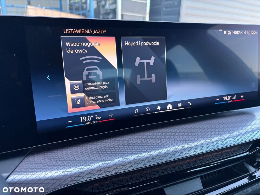 BMW Seria 3 318i M Sport - 37