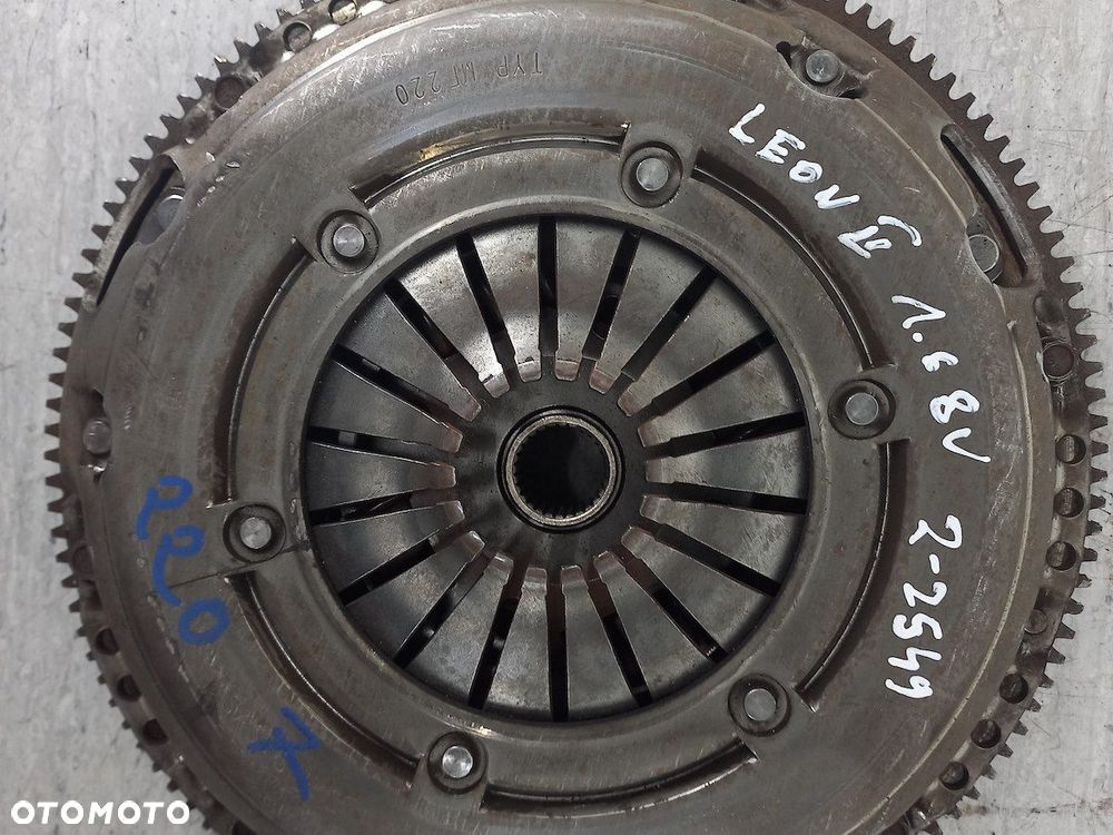 SPRZEGŁO KOMPLETNE SEAT LEON II R0301052710  3082001168 1.6 8V SACHS - 2