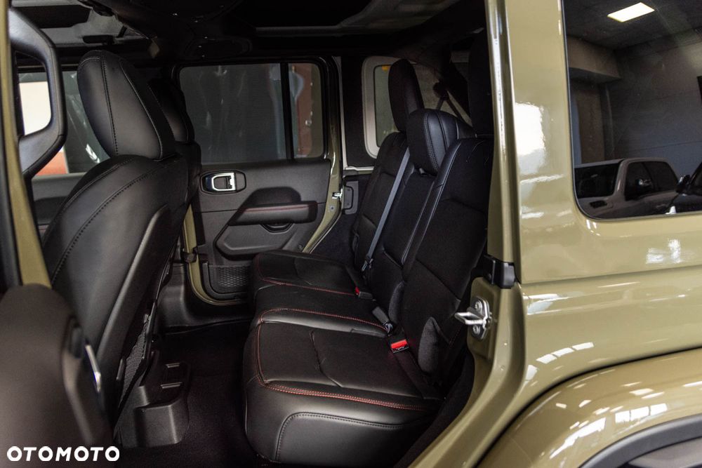 Jeep Wrangler Unlimited GME 2.0 Turbo Rubicon - 23