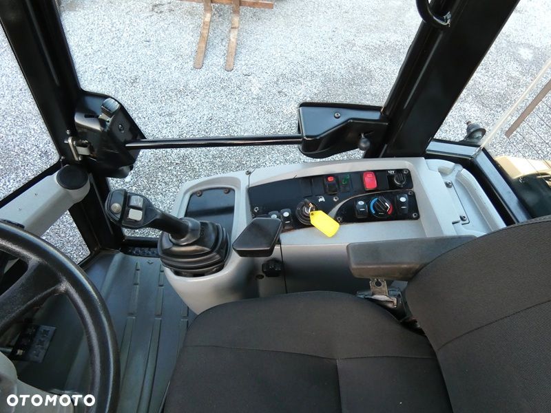 Caterpillar CAT 906H2 Z Niemiec / Ładny Stan / 5.958mtg / kilka sztuk / - 11