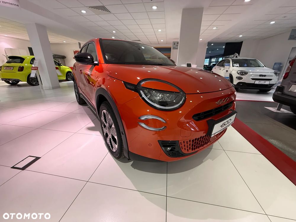 Fiat 600 1.2 Turbo La Prima eDCT - 2