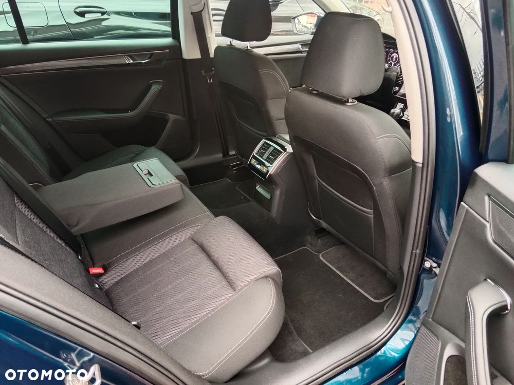 Skoda Superb 2.0 TDI SCR Style DSG - 19