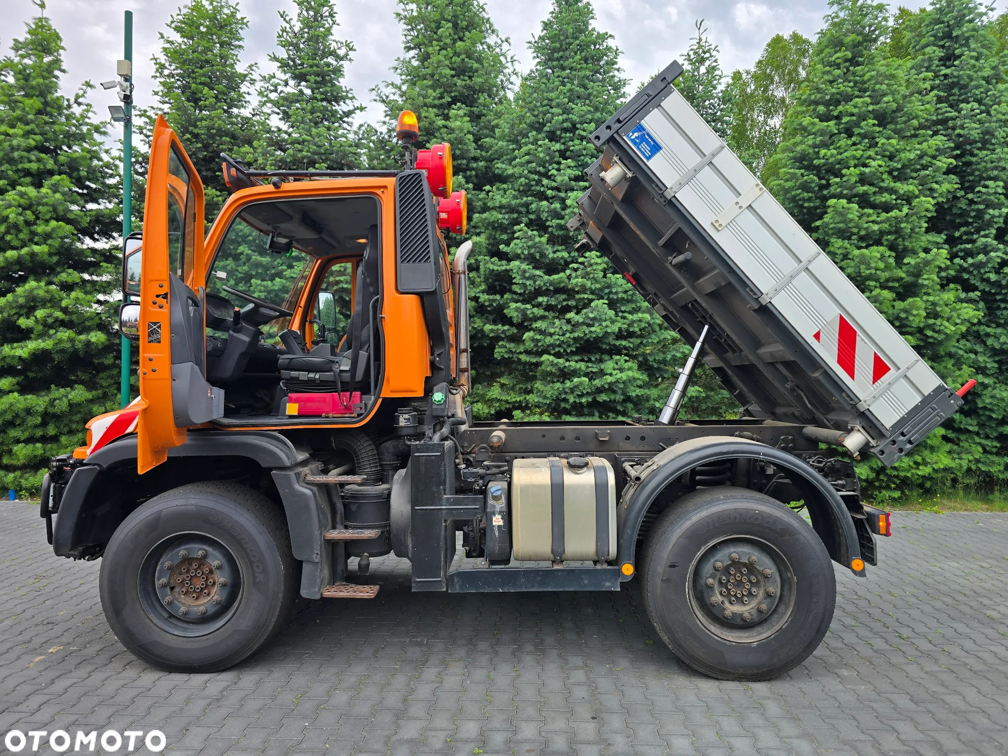 Mercedes-Benz UNIMOG U400 - 10