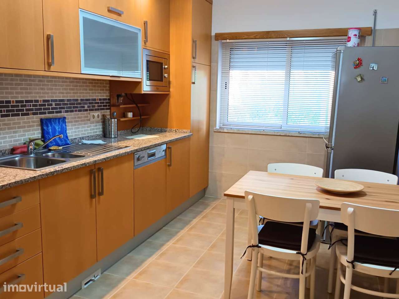 Apartamento T3 Mobilado com Garagem - Grande imagem: 4/13