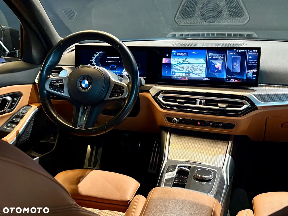 BMW Seria 3 318i M Sport - 12