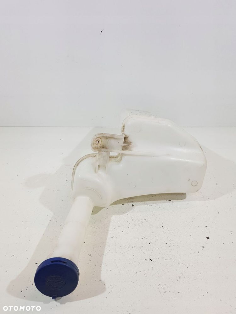 zbiorniczek spryskiwaczy aygo i citroen c1 eu - 4