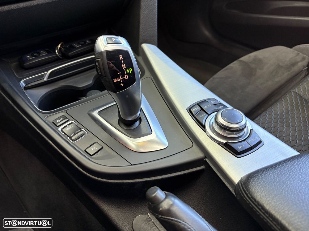 BMW 320 Gran Turismo d Auto Pack M - 13