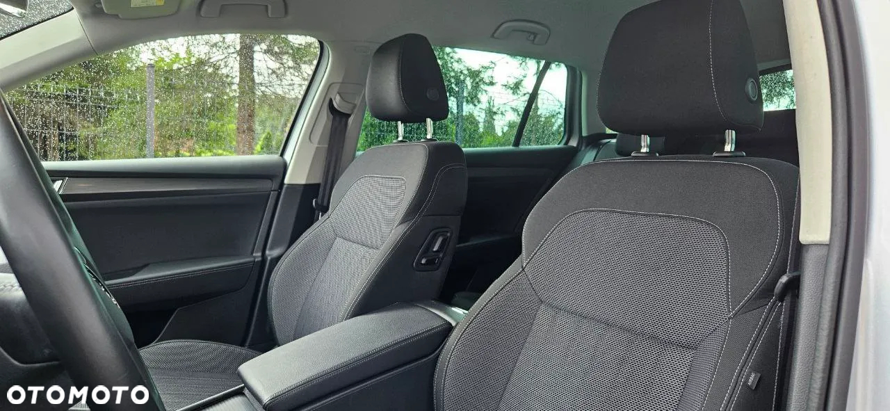 Skoda Superb 2.0 TDI SCR Style DSG - 23