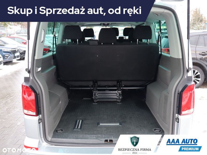 Volkswagen Caravelle - 16