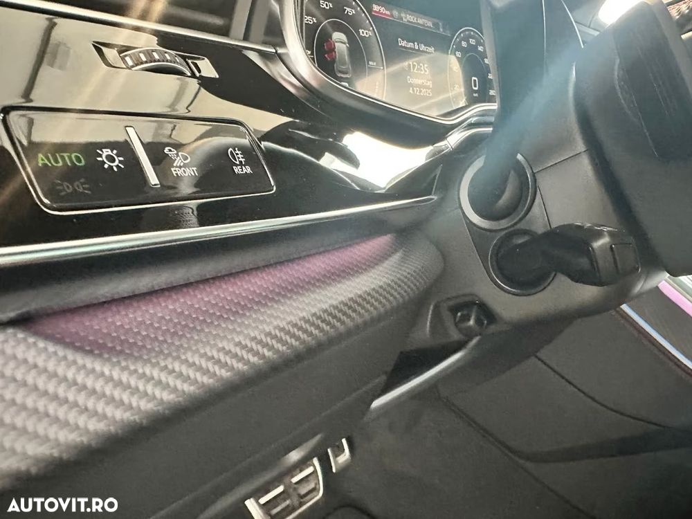 Audi Q8 SUV TFSI e quattro 290 kW tiptronic S line business - 12