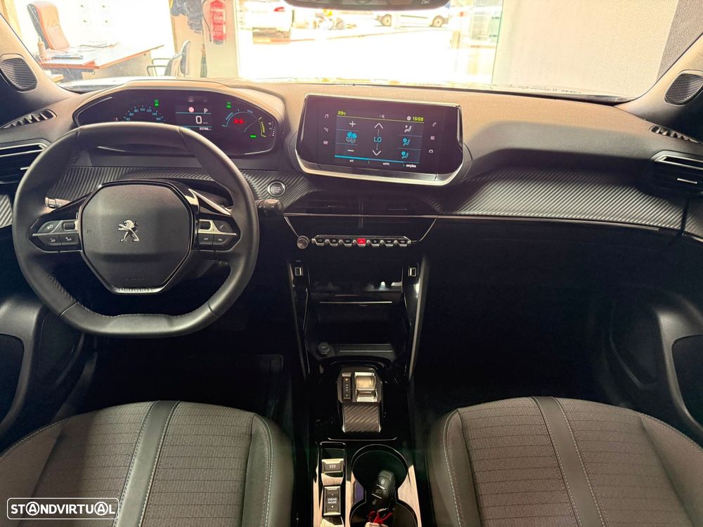 Peugeot e-2008 50 kWh Allure - 17