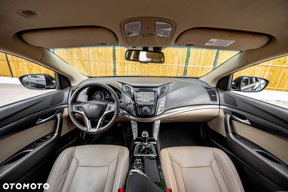 Hyundai i40 1.7 CRDi Premium - 17