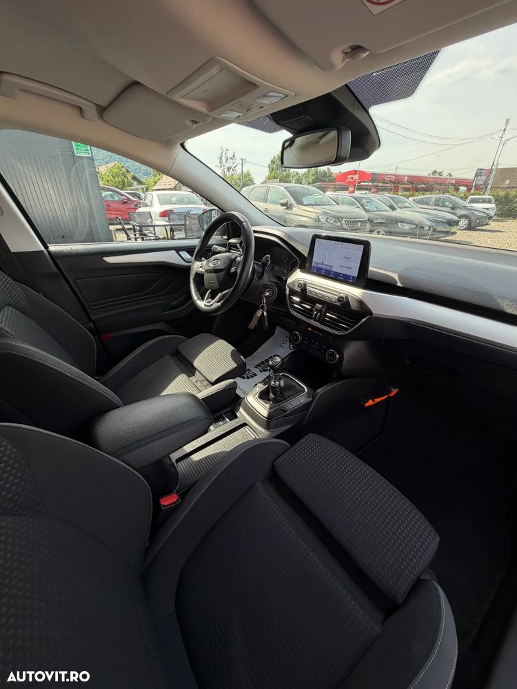 Ford Focus - 14