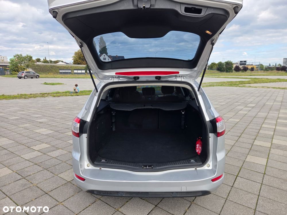 Ford Mondeo 1.6 Silver X - 10