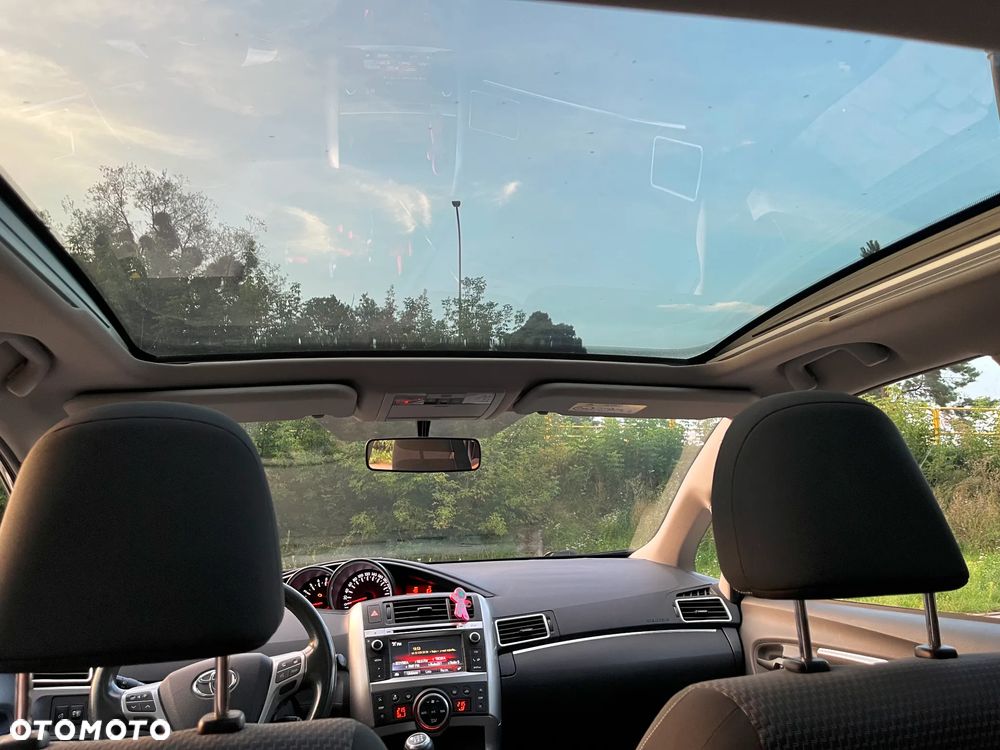 Toyota Verso 1.6 D-4D 5-Sitzer Start/Stop Skyview Edition - 14