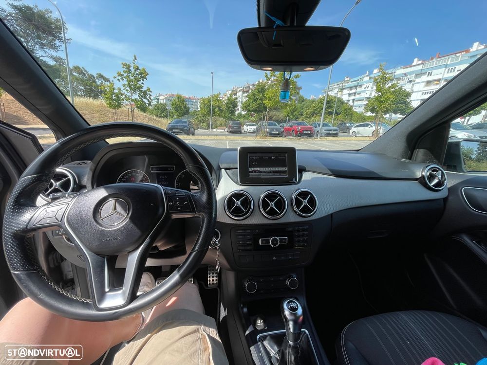 Mercedes-Benz B 180 CDI BlueEFFICIENCY - 13