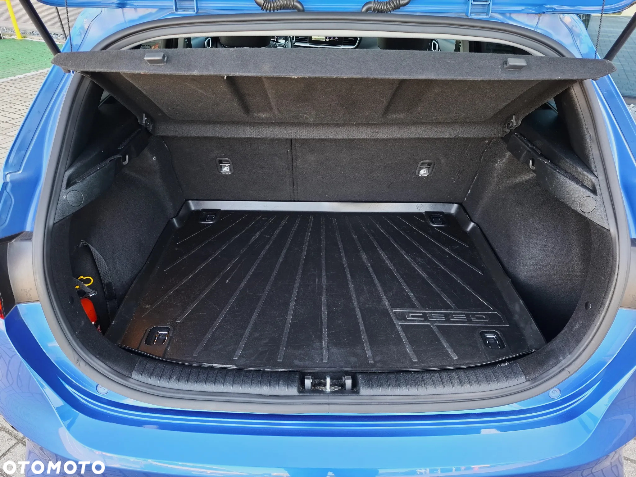 Kia Ceed 1.4 T-GDI L Business Line - 28