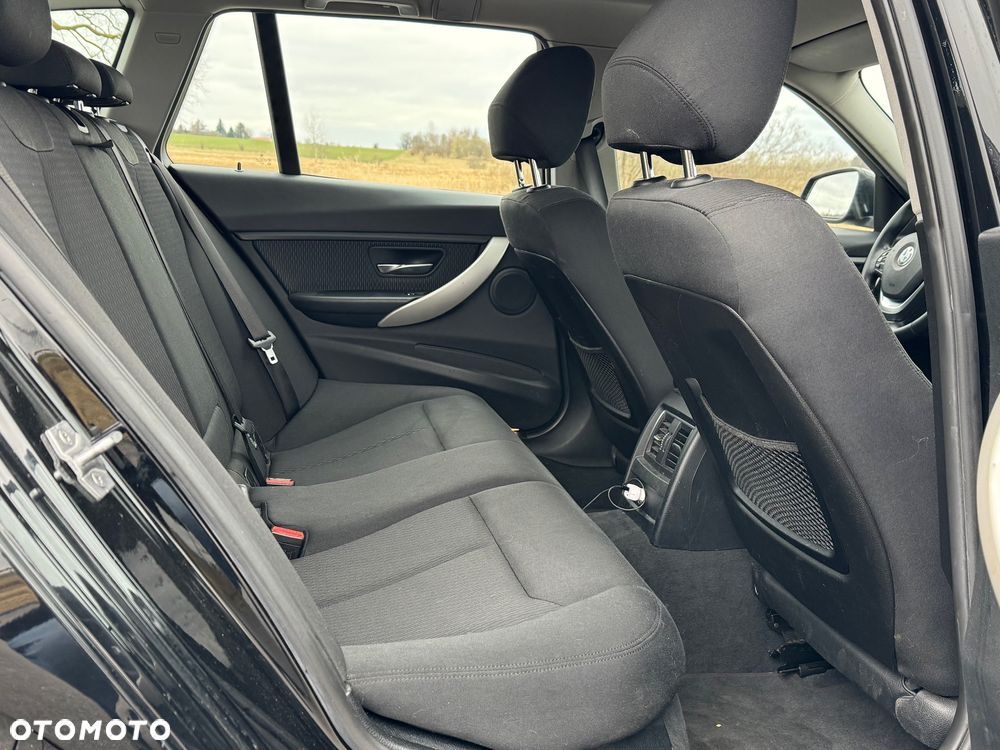 BMW Seria 3 318d Advantage - 11