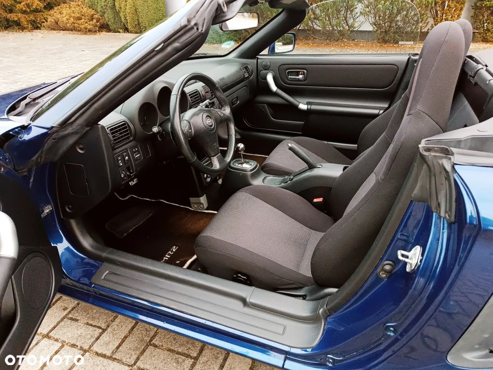 Toyota MR2 Roadster SMT - 21