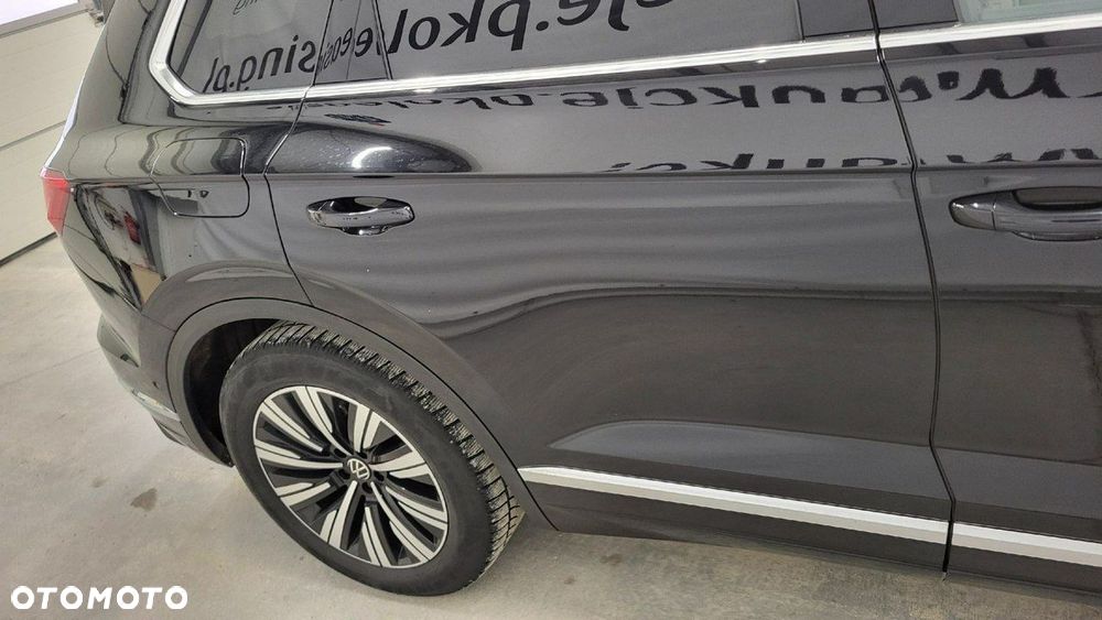 Volkswagen Touareg - 5
