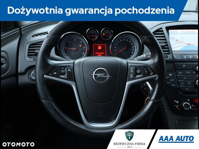 Opel Insignia - 22
