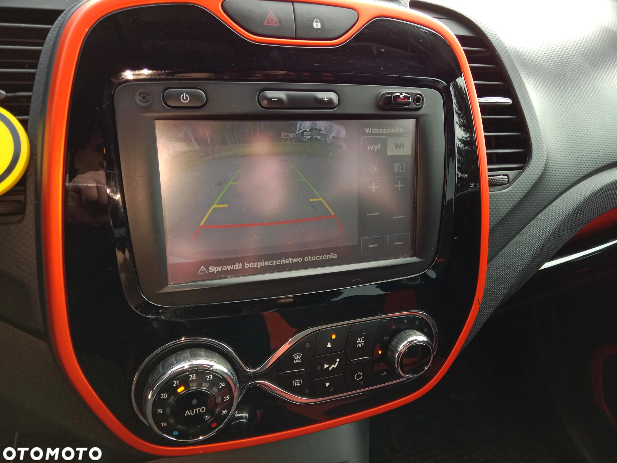 Renault Captur - 15