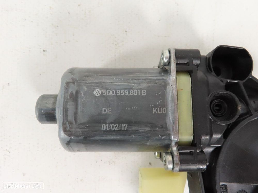 Motor elevador Direito/Frente Seminovo/ Original VW GOLF VII (5G1, BQ1, BE1, BE2... - 3
