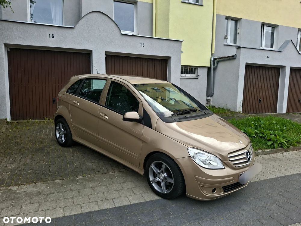 Mercedes-Benz Klasa B - 1