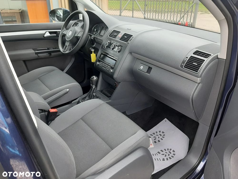 Volkswagen Touran 1.6 TDI DPF BlueMotion Technology Comfortline - 18