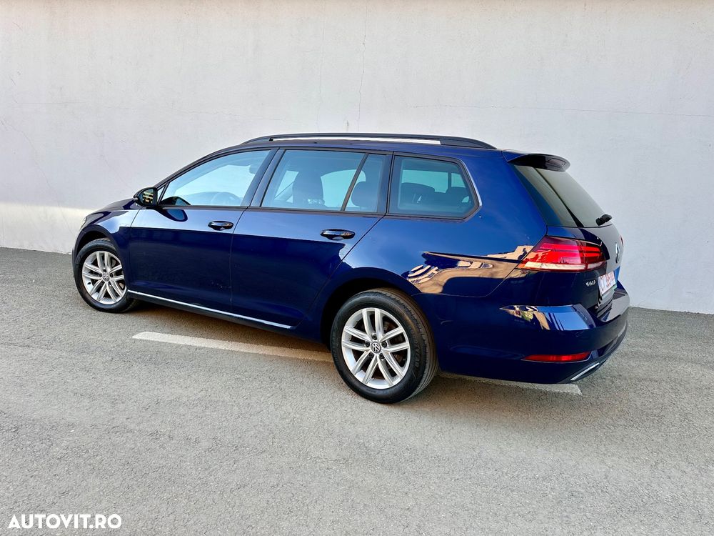 Volkswagen Golf - 14