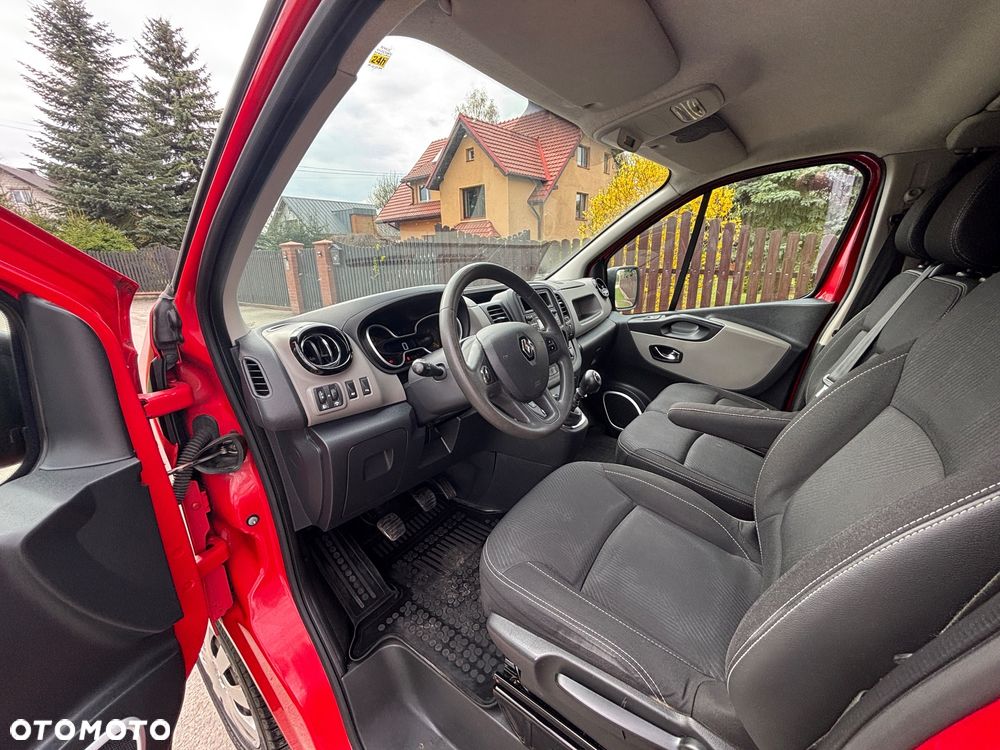 Renault Trafic - 15
