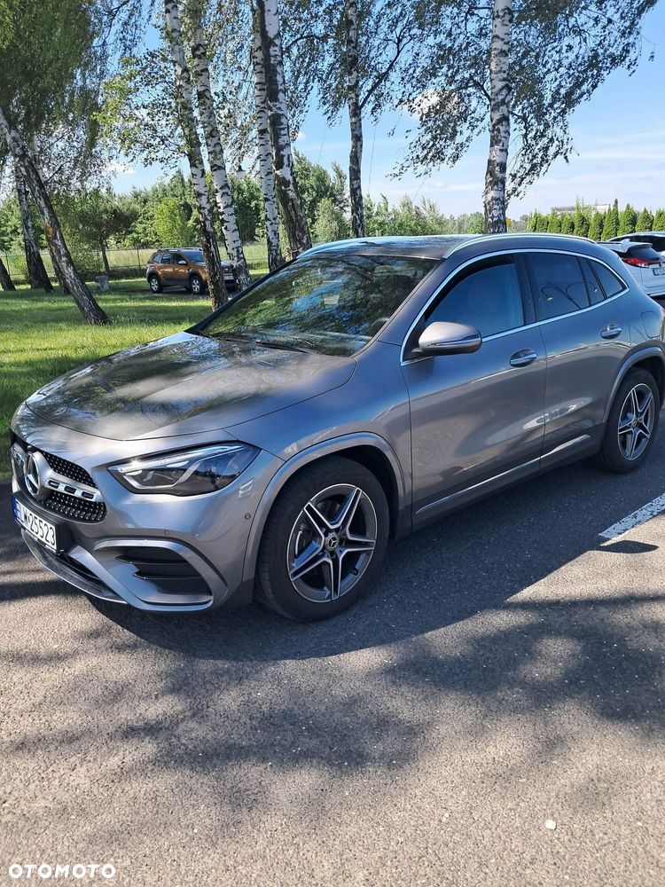 Mercedes-Benz GLA 200 d AMG Line - 3